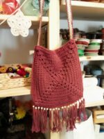 Bolsito de ganchillo rojo
